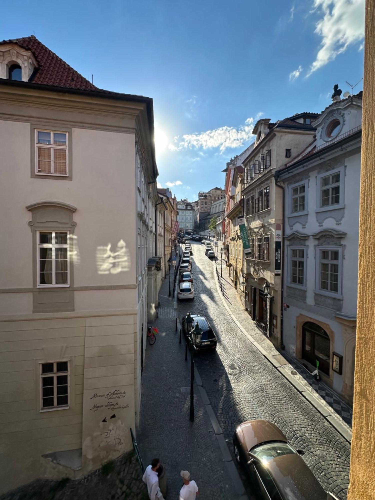 Nerudova Apartments Praga Exterior foto